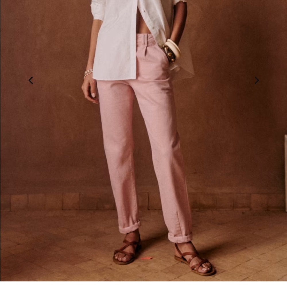 NEW Sezane Manu Trousers
Bottoms
Color Rose
Size: US 10 (FR Size 42) Retail:$150